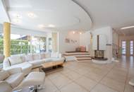 ***NEU*** exklusives Haus mit 2 Eingängen, 2 Wohnküchen, Wellnessbereich, beheizten Pool und viel mehr