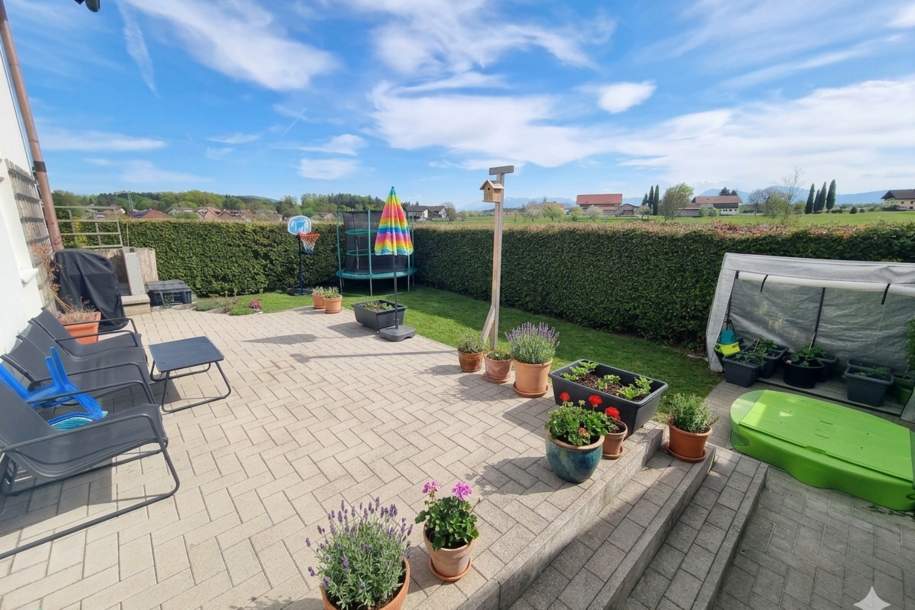 Wohnen am Bauernhof: Schöne 5-Zimmer-Wohnung mit Einfamilienhaus-Charakter!, Wohnung-miete, 1.650,00,€, 5110 Salzburg-Umgebung