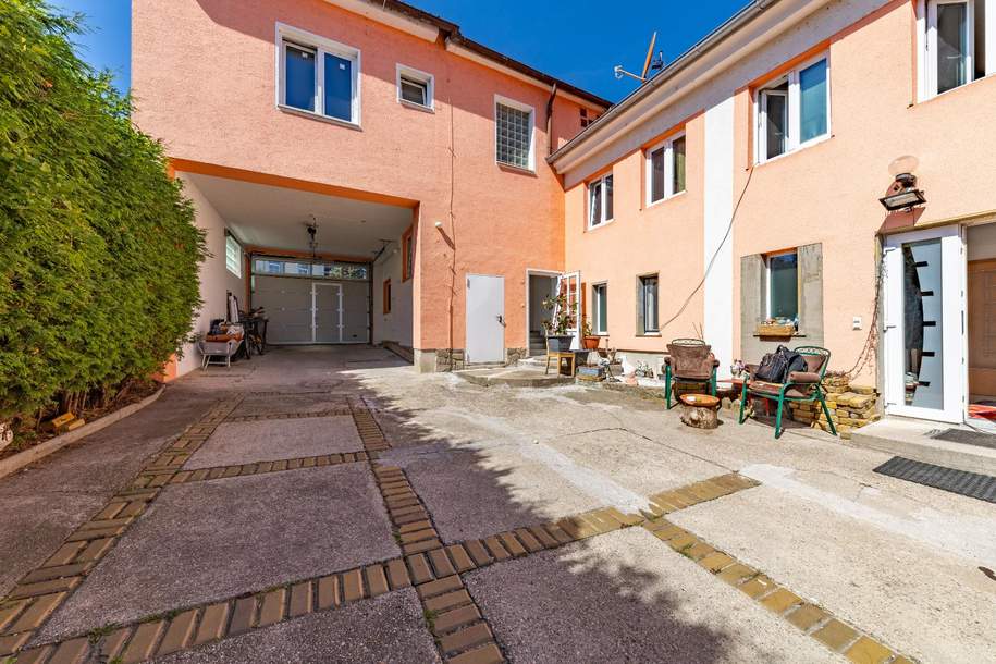 Investmentchance: Geschäftslokal und Wohnungen in Top-Lage in Ziersdorf!, Haus-kauf, 379.000,€, 3710 Hollabrunn