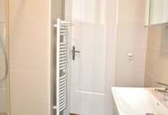 Sehr gepflegte, lichtdurchflutete 3-Zimmer Mietwohnung mit Blick auf die Baumkronen – Heizung, WW inklusive