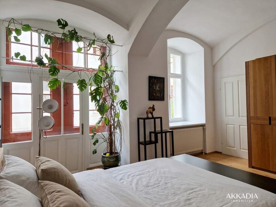 Historischer Altbau in Bestlage mit idyllischem Gemeinschaftsgarten