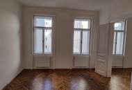 Helle Altbauwohnung mit Flügeltüren - Besichtigung FR 13.02 um 17.00 h und 17.30 h