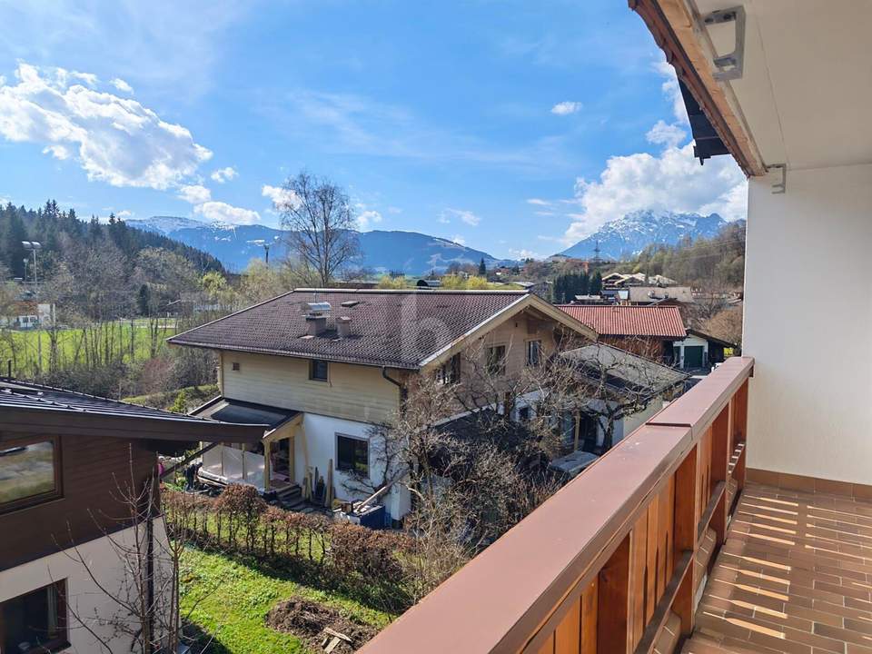 SONNIG UND ZENTRAL MIT PANORAMABLICK