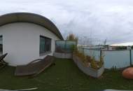"Exklusive Wohnung mit 40 m² Terrasse, Pool, Sauna!"
