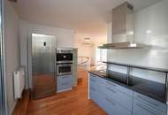 Erfüllen Sie sich ihren DG-Traum - keine Schrägen !!! - 1 Gartenterrasse + 5 zusätzliche Terrassen + 1 Garagenplatz im Eigentum