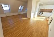 Traumblick - Ihr Logenplatz über der Stadt! Wohnen im Dachgeschoss mit WOW-Effekt! Traumhaft saniertes Altbauhaus + Hofseitige Terrasse + Tolle Infrastruktur und Anbindung + Lebensqualität pur!