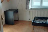 Vermiete Liegenschaft teilbar 1) Haus 157m² 2)Geschäftslokal (Praxis Gastro?, Kaffee? ect) 220m² 3)Lager derzeit mit Hochregalen 250m² 4)Lager- Geschäfts- oder Bürofläche 1.OG 234m² 5)Doppelgarage (vermietet)LKW-tauglich 49,40m² 6)Außenflächen und Parkplätze (Provisionsfrei)