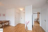 Helle 2-Zimmer-DG-Wohnung im jungen Neubau mit Westterrasse & Klimaanlage – nur 5 Min. Fußweg zur U6 - ab 1.11. / 1.12.26