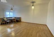 Ruhige 3-Zimmer-Dachgeschosswohnung mit Balkon und Tiefgaragenplatz