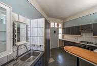 ++NEU++ Sanierungspotenzial: sanierungsbedürftige 2 Zimmer Altbauwohnung