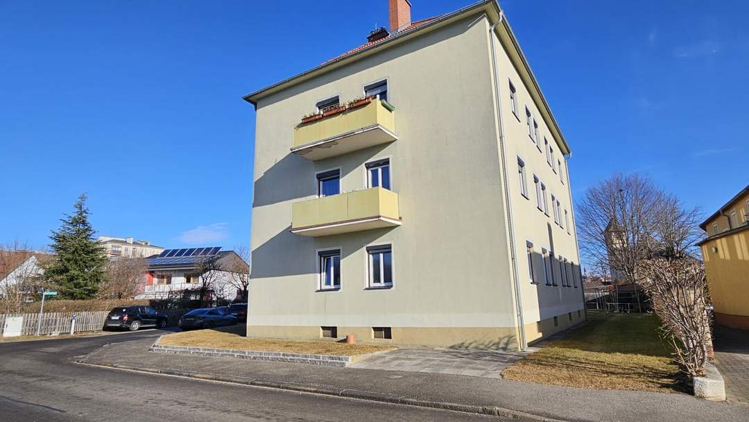 unbefristet | nette 2,5 Zimmer-Wohnung