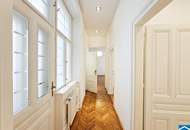 Repräsentative 5-Zimmer-Altbauresidenz im Botschaftsviertel