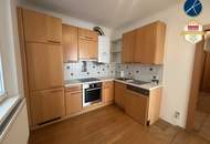 Sonnige zwei Zimmer + Küche | 3. Liftstock | Gute Lage