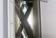 Provisionsfrei 107qm sonnige ruhige sanierte barrierefreie Wohnung mit 8200qm privatem Park