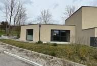 Schlüsselfertige Doppelhaushälfte/Bungalow in Rufling-sofort beziehbar/Sackgasse/ 45 m2 Wohn/Essbereich