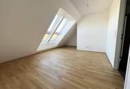 Exklusives Familien-Dachgeschoss mit Elternsuite, 2 Bädern & separatem Kinder-/Gästebereich
