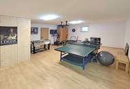 Modernes Einfamilienhaus mit Einliegerwohnung, Pool &amp; hochwertiger Ausstattung in Eggelsberg nahe Salzburg