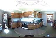 Wohnen, Arbeiten, Vermieten oder Entwickeln - vielseitiges Anwesen mit Wohn- und Geschäftshaus, Nebengebäuden & Garten