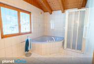 Seltenes Juwel: Gepflegtes Einfamilienhaus direkt am Golfplatz mit Kitzsteinhornblick