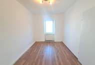 NEUER PREIS - Zinshaus mit 6 Wohneinheiten! 3 Wohnungen VERMIETET / 3 FREI und SANIERT