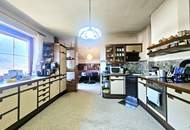 Großzügige Dachgeschosswohnung mit Balkon und Dachraum in Steinfeld
