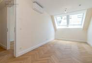 RUHE TRIFFT WOHNQUALITÄT - EXKLUSIVE DACHGESCHOSSWOHNUNG MIT BALKON IN DEN RUHIGEN INNENHOF