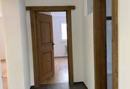 neuwertige 3 Zi-Wohnung +kleiner Gartenanteil