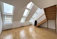 2-Zimmer-Altbaujuwel im ausgebauten Dachgeschoss - mit Dachterrasse und in TOP LAGE!