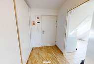 Drei-Zimmer-Dachgeschoß-Wohnung mit 15m²-Terrasse nahe Siegesplatz/Asperner Löwe