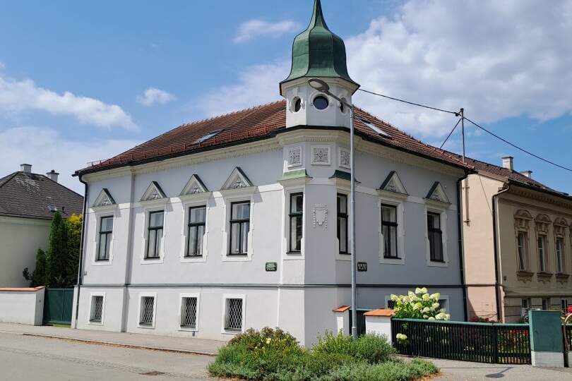 Langenlois: TOP sanierte Jahrhundertwende-Villa zum Mieten, Haus-miete, 1.800,00,€, 3550 Krems(Land)