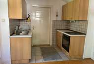 ***OPEN HOUSE Freitag, 30. Mai 2025 13 - 15 Uhr*** Ein- bzw. Zweiparteienhaus mit Potenzial in zentraler Lage