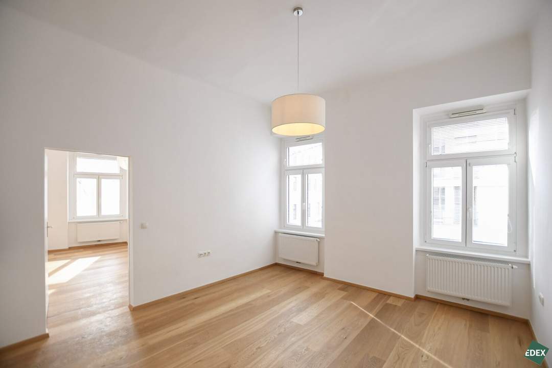 Heller 2-Zimmer-Altbau mit optimaler Anbindung in die Innenstadt