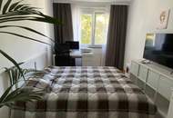 Attraktive 4-Zimmer-Wohnung, Kamin, Infrarotkabine, renovierter Keller, Garage