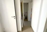 Dachgeschoss - Zwei Zimmerwohnung mit Essküche!