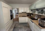 Wunderschönes Zweifamilienhaus mit großzügigem Garten und erstklassiger Ausstattung