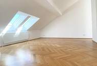 ++ NEU ++ TOLLE MAISONETTE - VIER Zimmer mit TERRASSE - Altbau