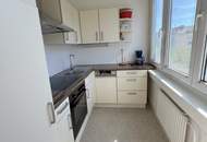 Charmantes 1 Zimmer Appartement im 5 Stock mit Fernblick