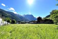 Traumhaftes Grundstück: ca. 680 m² in sonniger Grünlage mit herrlichem Ausblick!