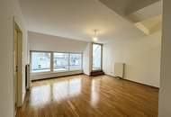 Toll aufgeteilte 2-Zimmer-Wohnung im Dachgeschoss inkl. Terrasse!