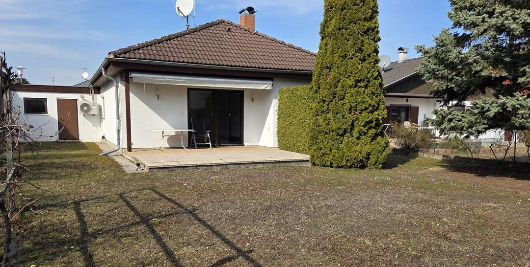 +++ Einfamilienhaus nahe dem Badesee Steinbrunn – Wohnen mit Lebensqualität auf Eigengrund. +++