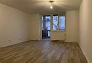 Unbefristete, helle, gut eingeteilte Mietwohnung mit kleinem Balkon, in Zentrumsnähe