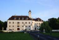 Herrschaftliches Wohnen im Schloss 3 Zimmer Wohnung 155 m²