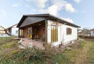 LEBEN WIE DAMALS - ENTZÜCKENDES WEEKENDHAUS II VIEL POTENZIAL II SCHÖNER GARTEN II GARAGE II RUHIGE SIEDLUNGSLAGE II NÄHE FELIXDORF