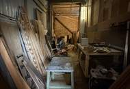 Projektliegenschaft mit Hallen im Erdgeschoss und Büroflächen im Obergeschoss