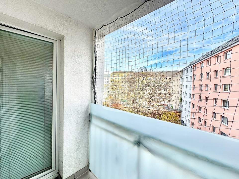 Ca. 9 Minuten vom Augarten! U6 in Gehweite I ruhige Loggia I Innenhoflage I