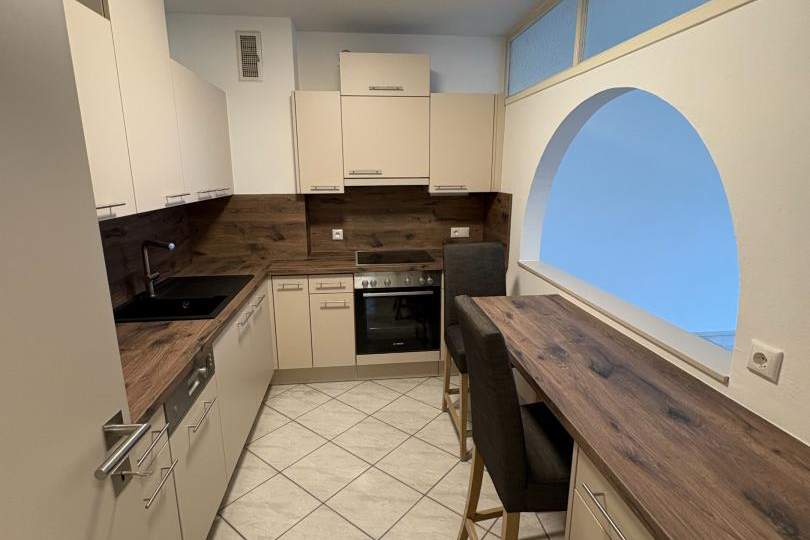 MIETE: 2-Zimmer Wohnung mit Balkon in absoluter Ruhelage, barrierefrei, Wohnung-miete, 1.466,69,€, 5020 Salzburg(Stadt)