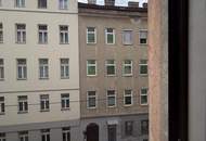 "49 m² / 2 Zimmer / MODERNISIERTER ALTBAU / € 148.000 / 1100 Wien!"
