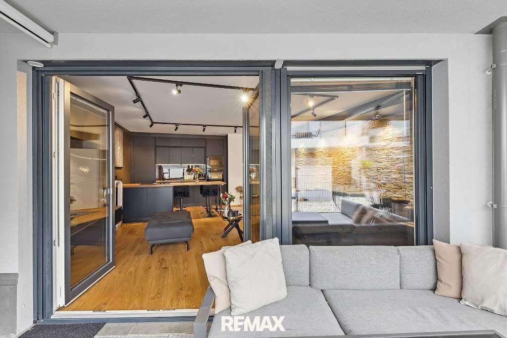 1230 Wien, 2 Zimmerwohnung plus Pool u Garage