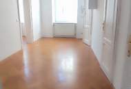 4 Zimmer Altbauwohnung