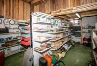 Sanierungsbedürftiger Bauernhof mit Hobby-Autowerkstatt in idyllischer Lage